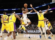 米兰体育入口-掘金击败湖人，带赛点进入西部半决赛