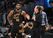 米兰体育,-雄鹿横扫骑士保持不败