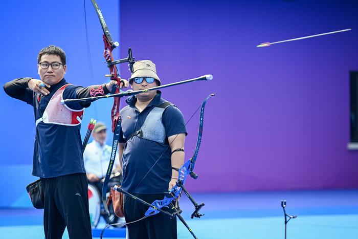 西班牙选手夺得射箭男子团体金牌
