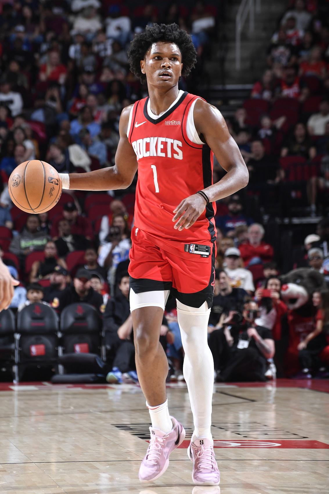 火箭队主帅因健康原因缺席下场比赛