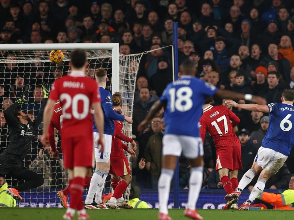 包含南特禁区外远射破门，客场击败圣埃蒂安的词条