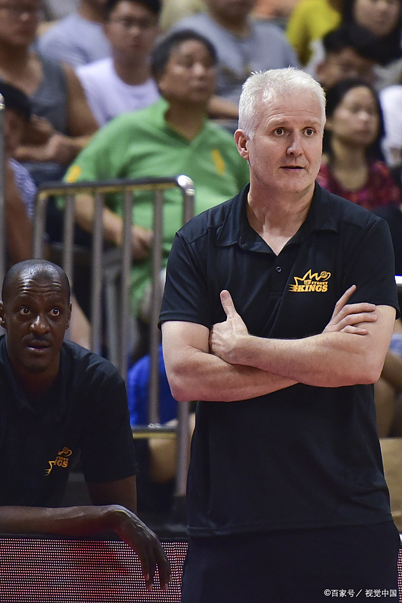 克利夫兰遭遇连败,全队沮丧 克利夫兰遭遇连败,全队沮丧