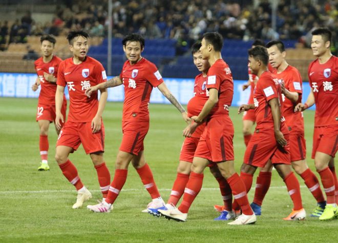 上港踢平新加坡泰达出线，中场利亚冲突获点赞