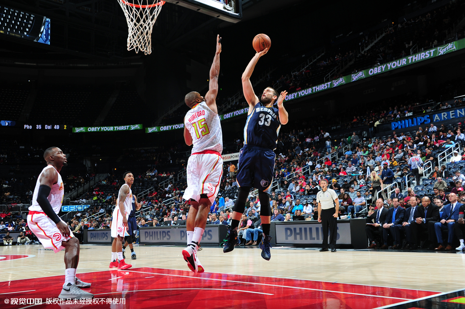 勇士逆袭老鹰，取得关键胜利