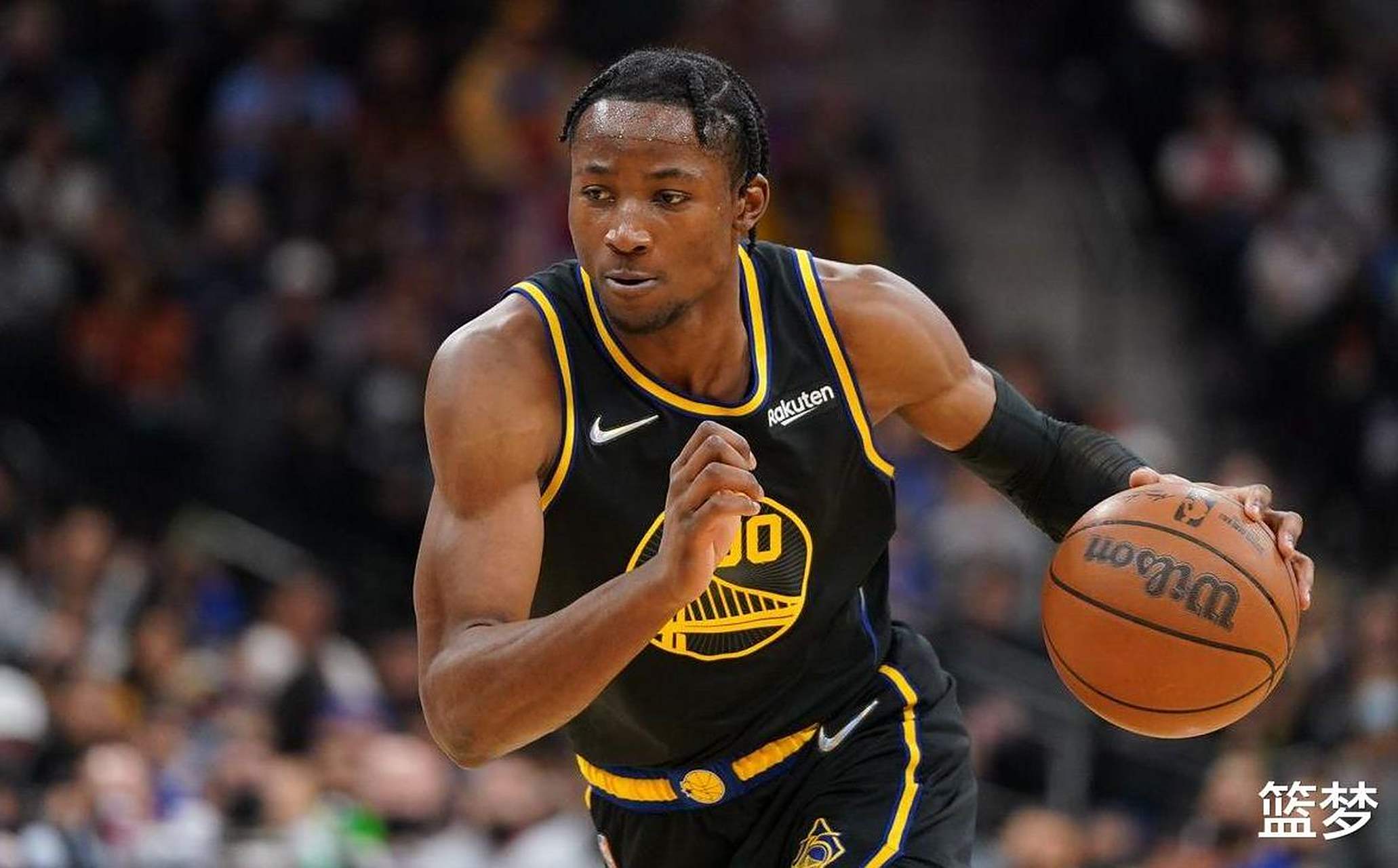 勇士客场挑战湖人，期待继续胜利