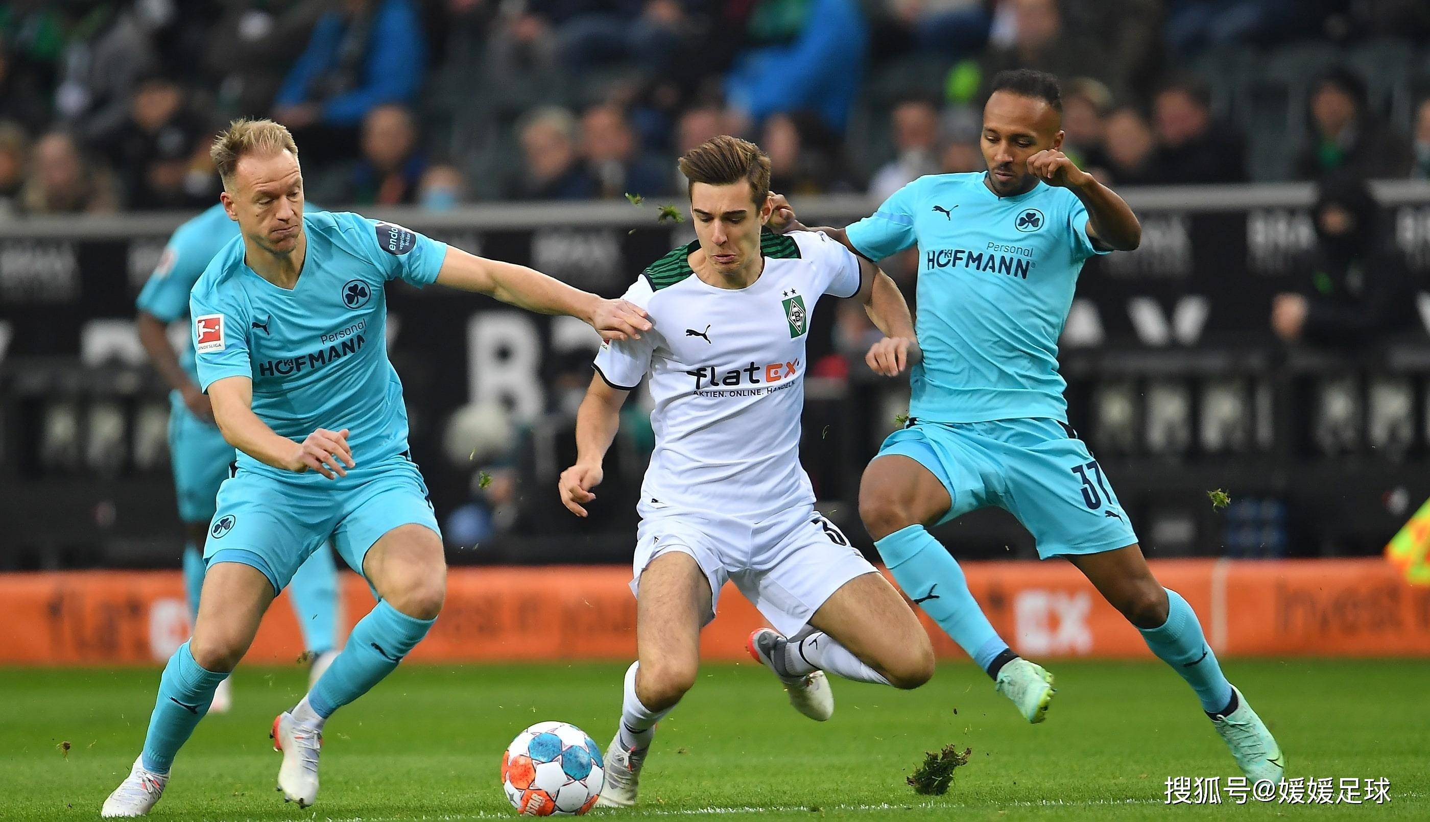 斯图加特客场失利，降级阴影笼罩球队命运的简单介绍