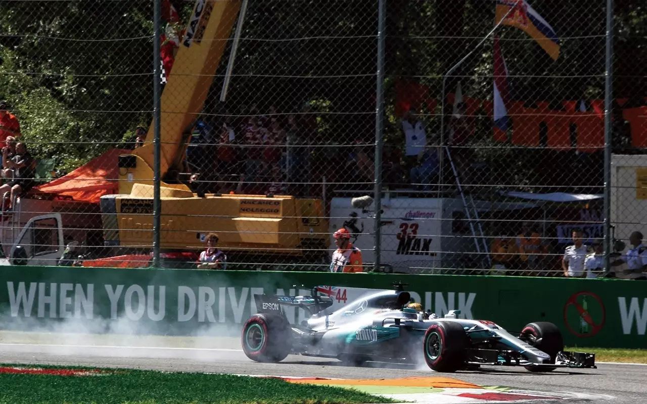 威廉姆斯鏖战梅赛德斯，阿隆索刷新纪录的简单介绍