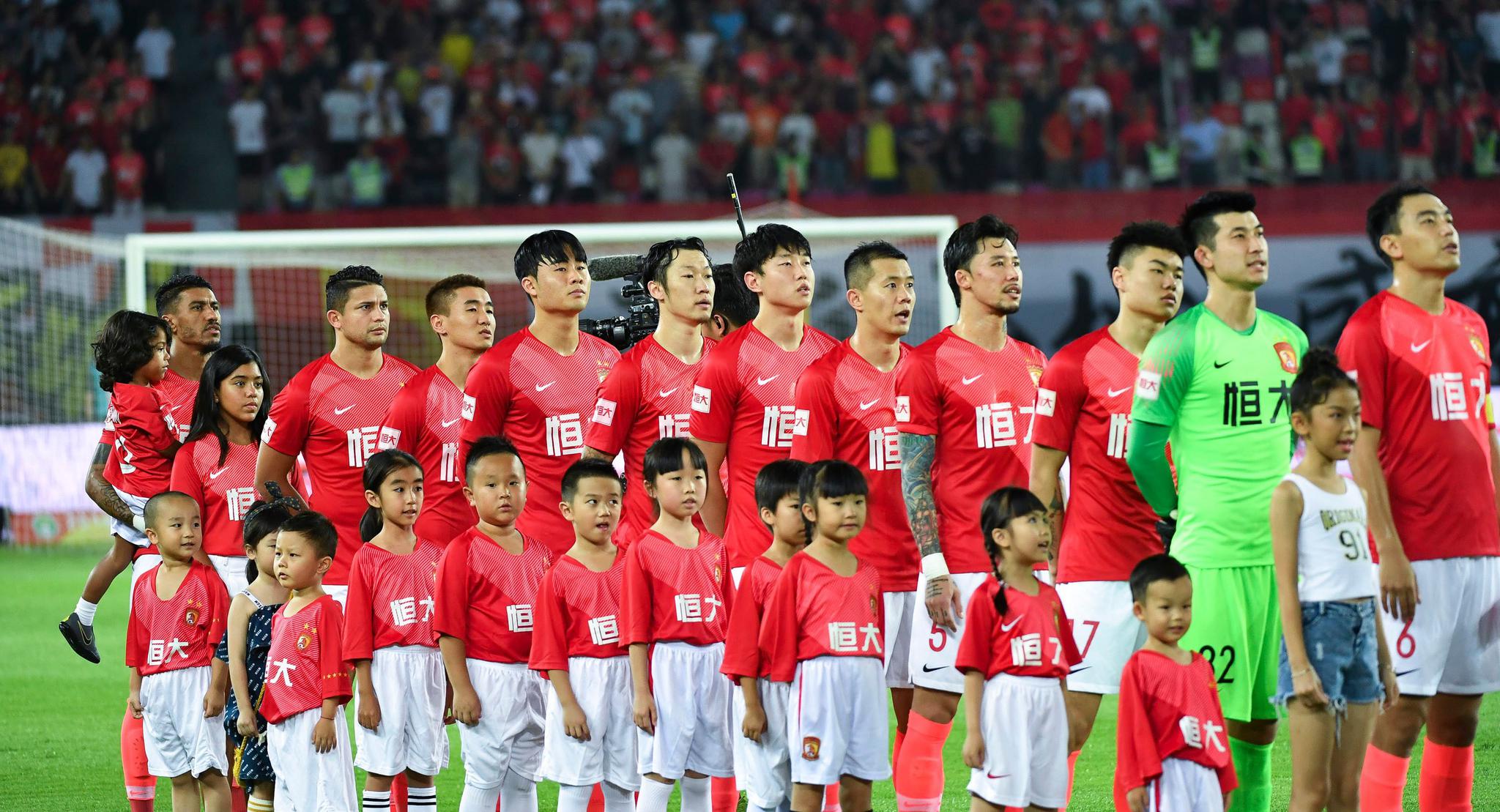 实况直播：广州恒大对阵大连一方，胜负悬念的简单介绍